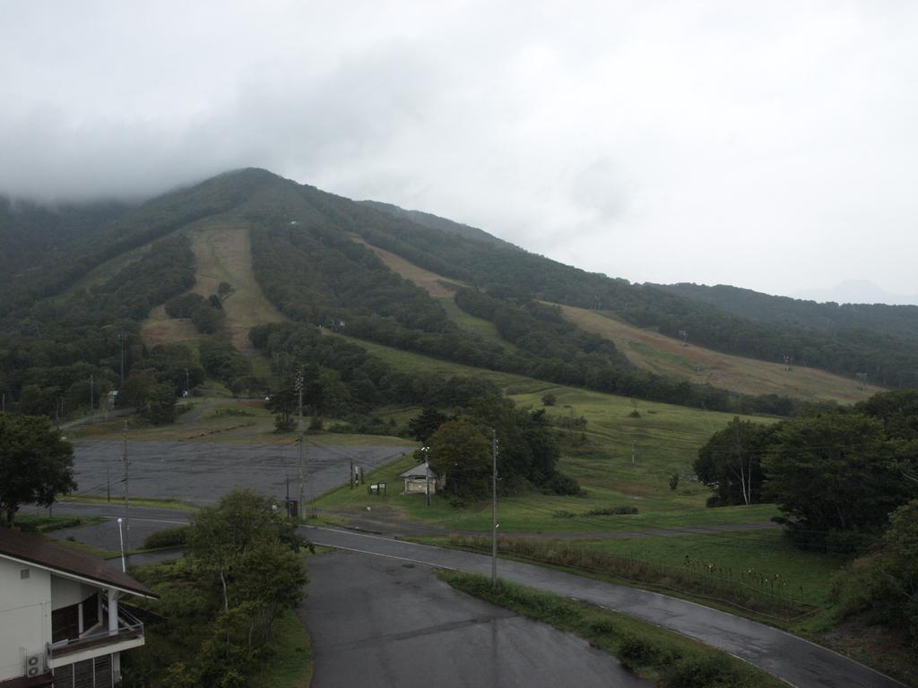 Hotel Silk Inn Madarao Iiyama Екстериор снимка